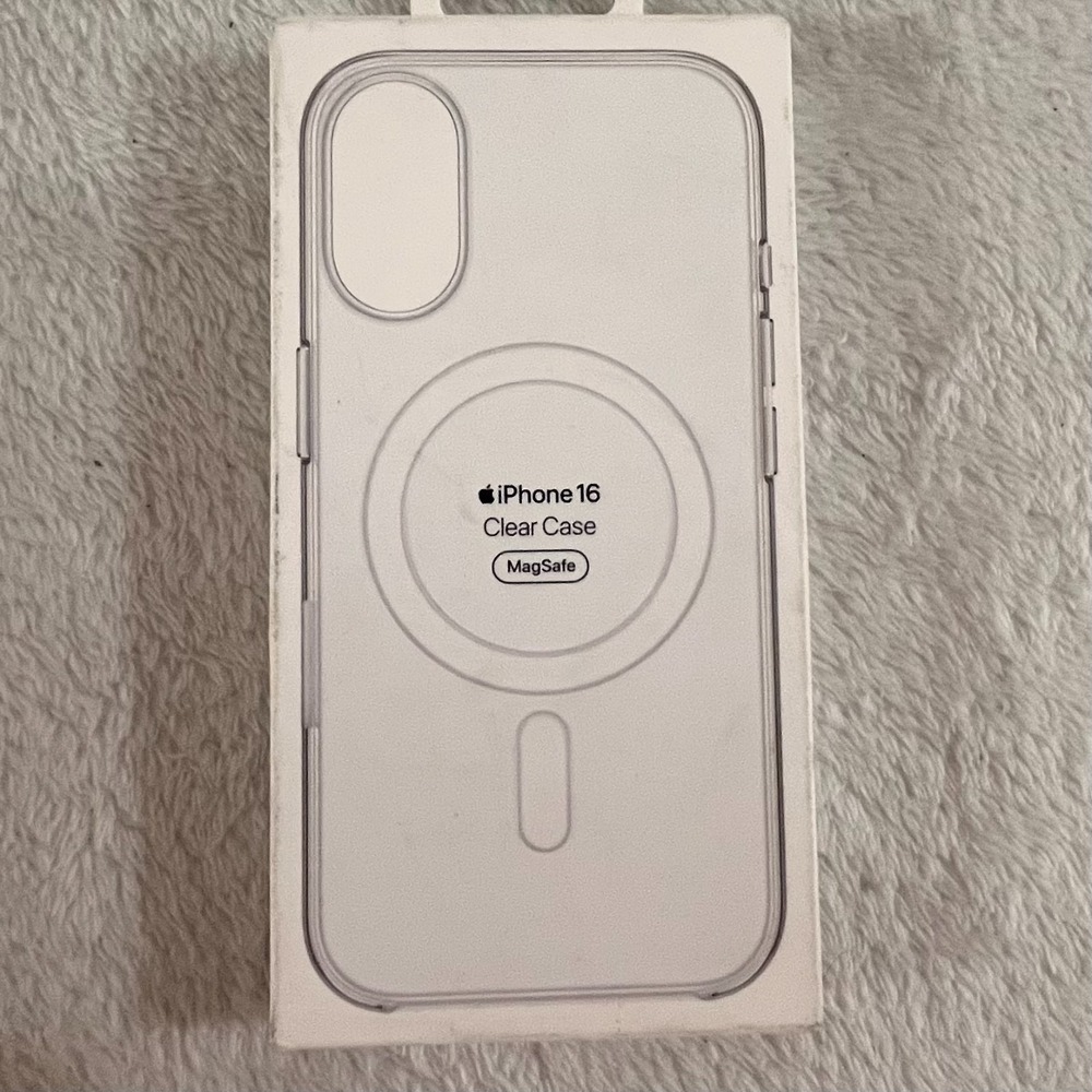 Genuine Apple Clear Case with MagSafe for iPhone 16 - Open-Box
